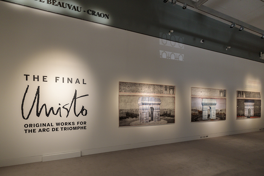 От изложбата The final Christo в Sotheby's Париж