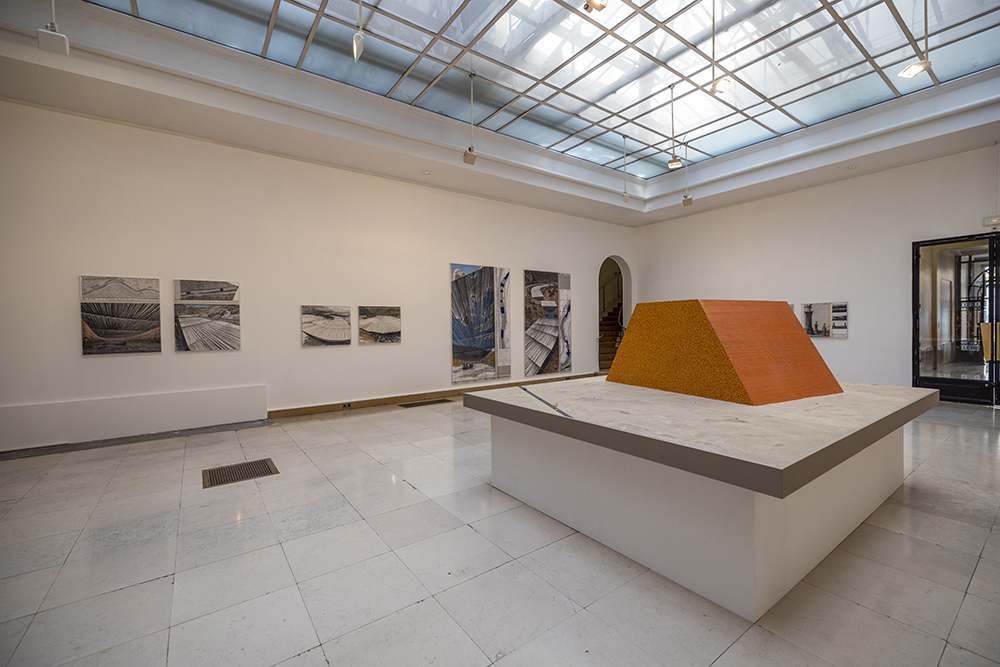 Изложбата Кристо: Ранни творби и нереализирани проекти