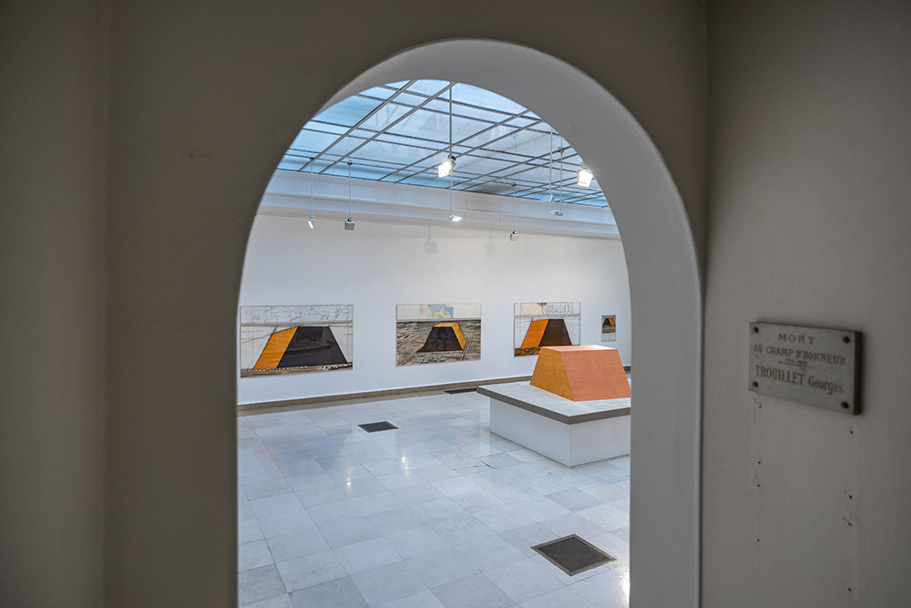 Изложбата Кристо: Ранни творби и нереализирани проекти