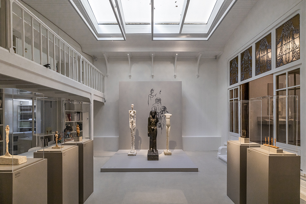 Изложбата Джакомети и Древен Египет в Институт Джакомети, Париж