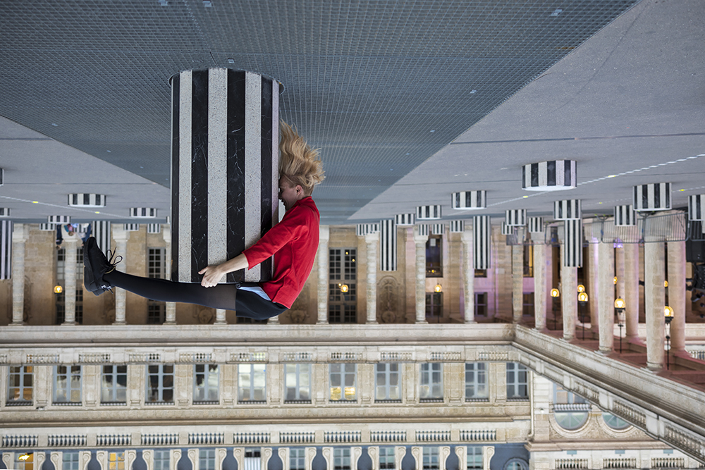 Концептуална фотография в Пале Роял, Париж 2021