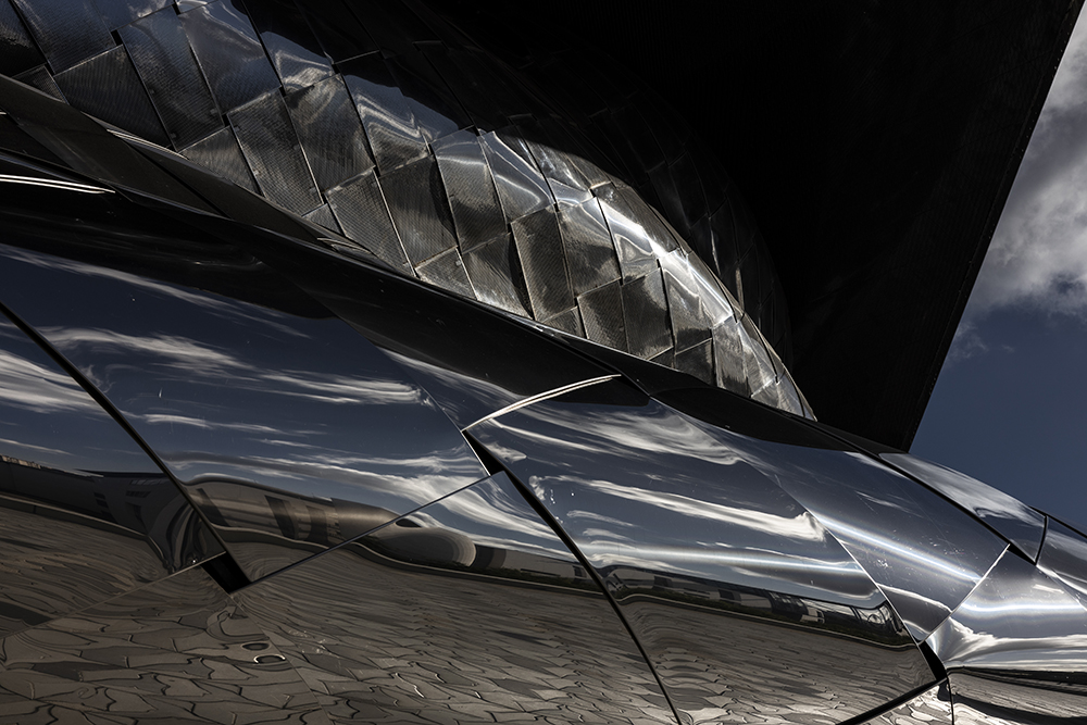 Парижката Филхармония, арх.Жан Нувел