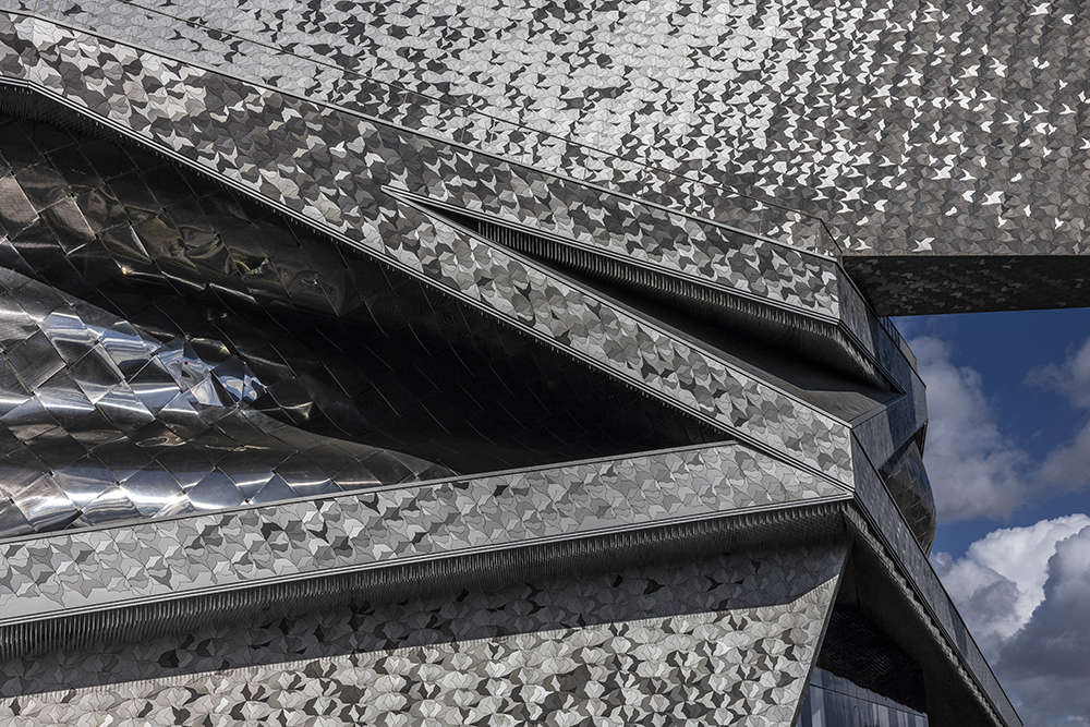 Парижката Филхармония, арх.Жан Нувел