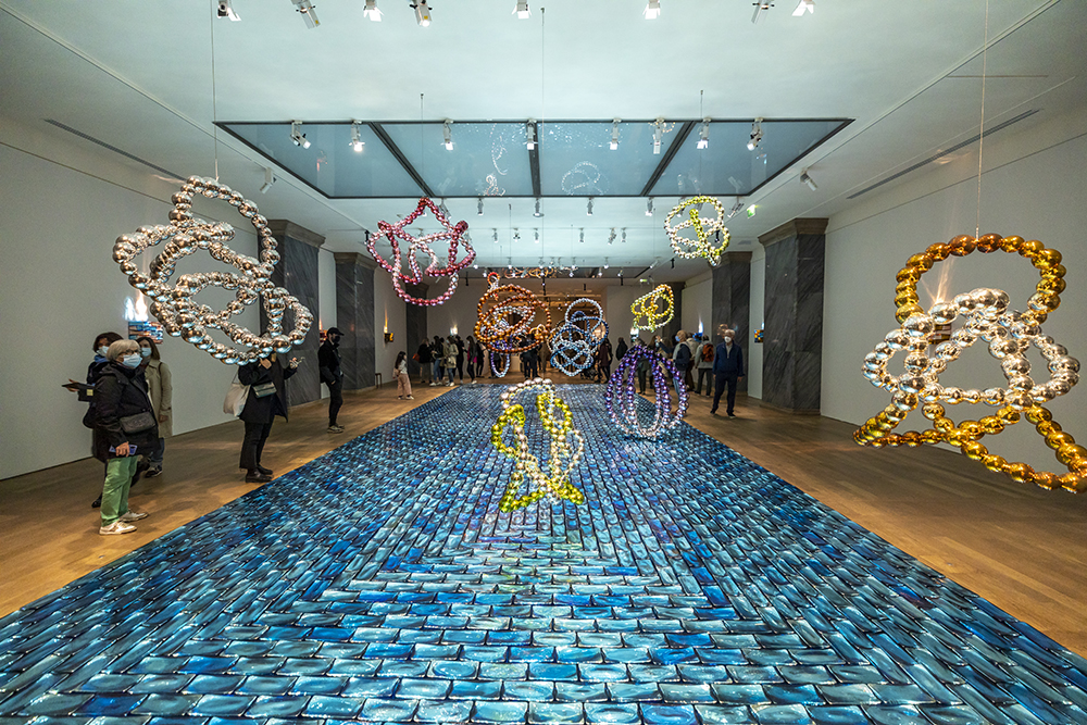 Изложбата Теоремата на Нарцис на Жан-Мишел Отонел в Пети пале, Париж