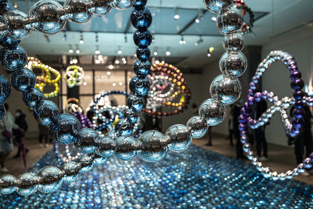 Изложбата Теоремата на Нарцис на Жан-Мишел Отонел в Пети пале, Париж