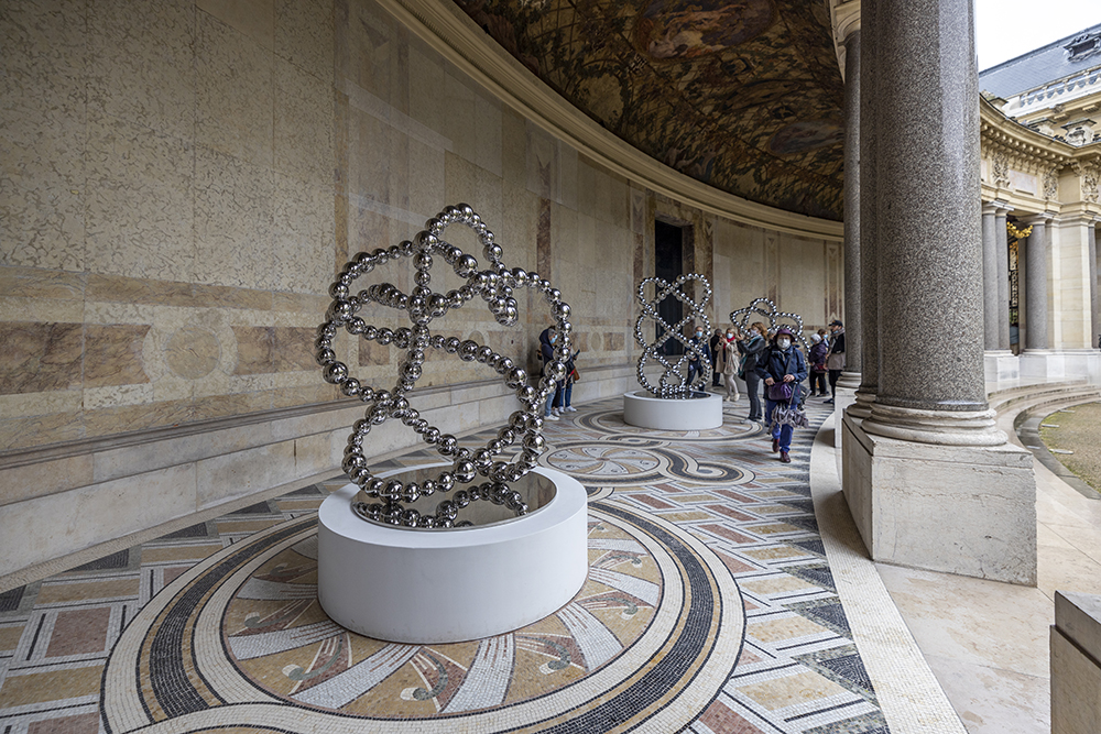 Изложбата Теоремата на Нарцис на Жан-Мишел Отонел в Пети пале, Париж