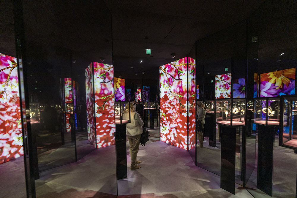 Изложбата FLORAE на Van Cleef & Arpels и Мика Нинагава, Париж 2021